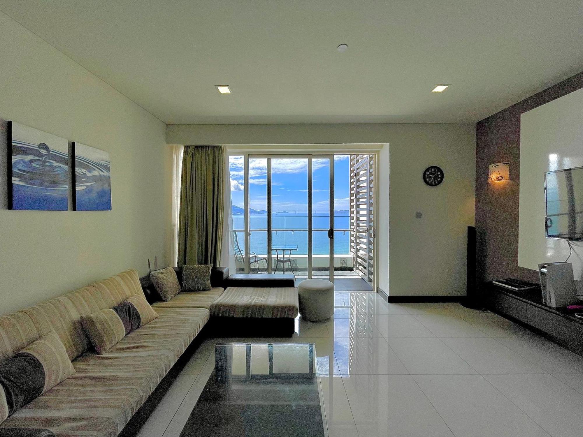 Sea View Luxury - Apartments Nha Trang Exteriör bild